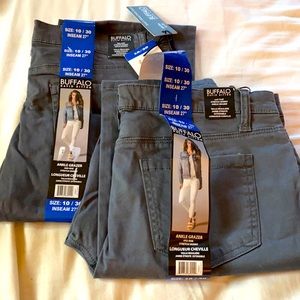 Buffalo David Britton 10/30 skinny pant.